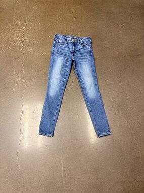 American Eagle Outfitters Women’s Light Blue Skinny Jeans